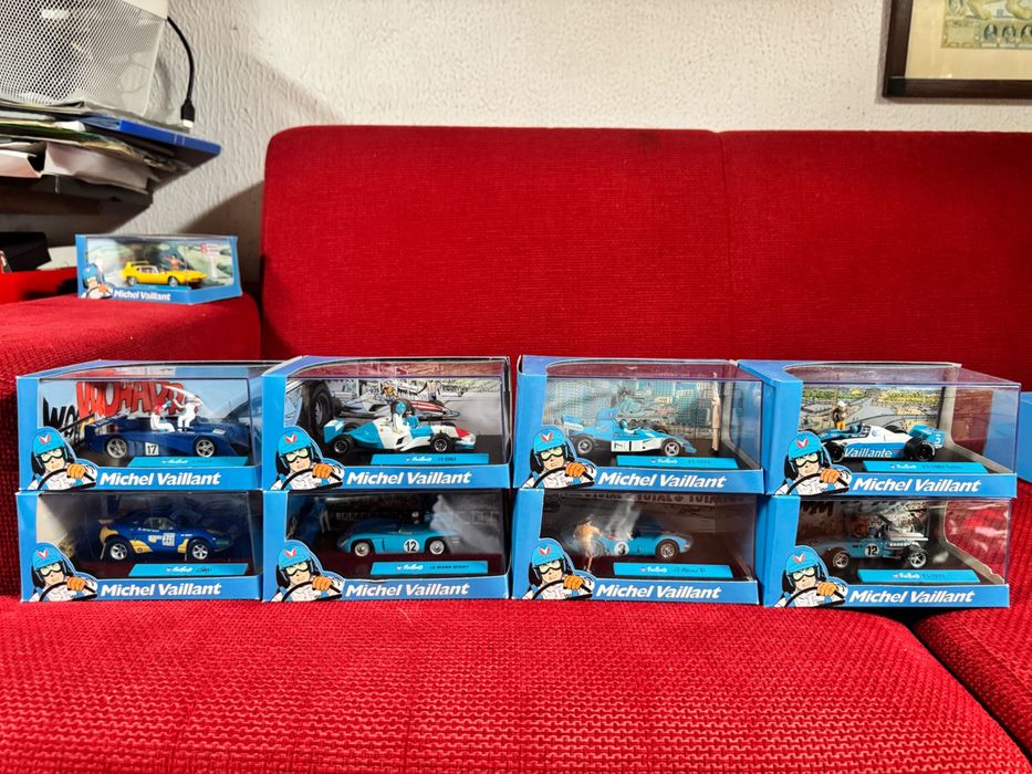 Coleção Michel Vaillant completa (31 miniaturas 1:43) da edição portuguesa. Todas com caixa original. Estado muito bom. Valor: 790€