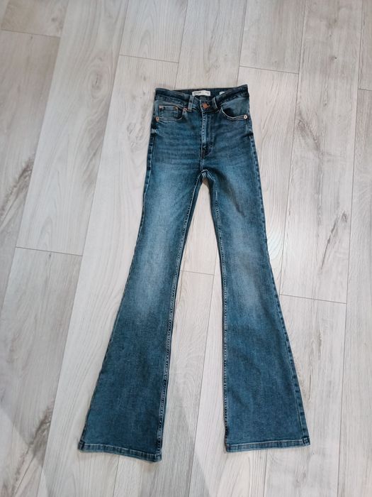 Spodnie jeansy House 34 Flare