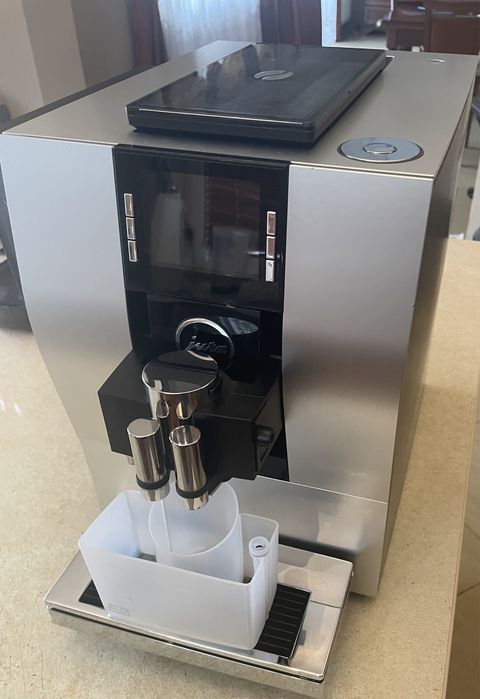 Sprzedam Expres Jura z6