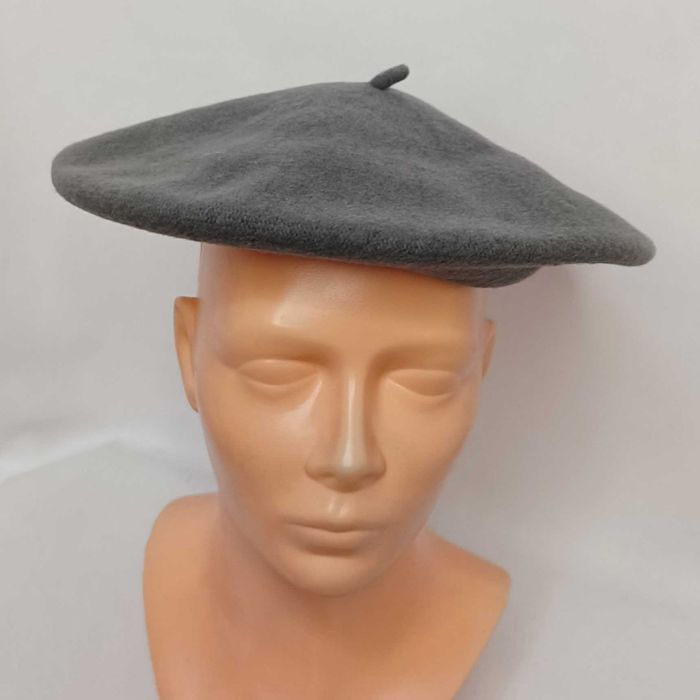 Beret damski Woolmark//CZ_0026