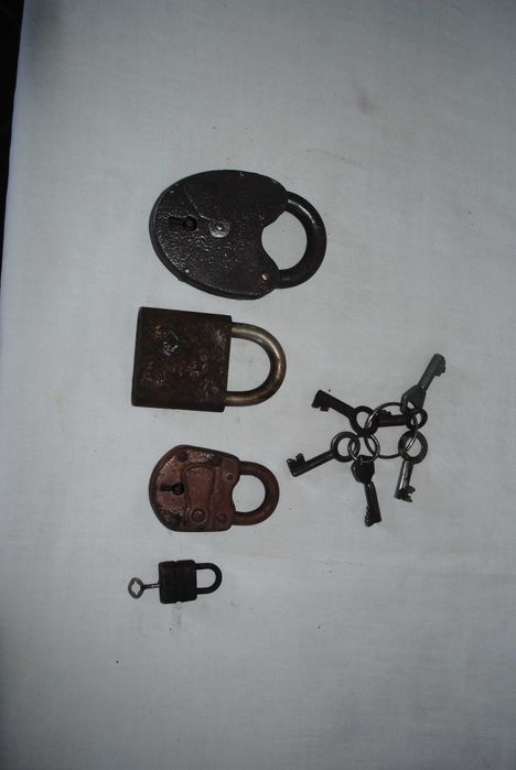 Stare klucze kłódki zamek