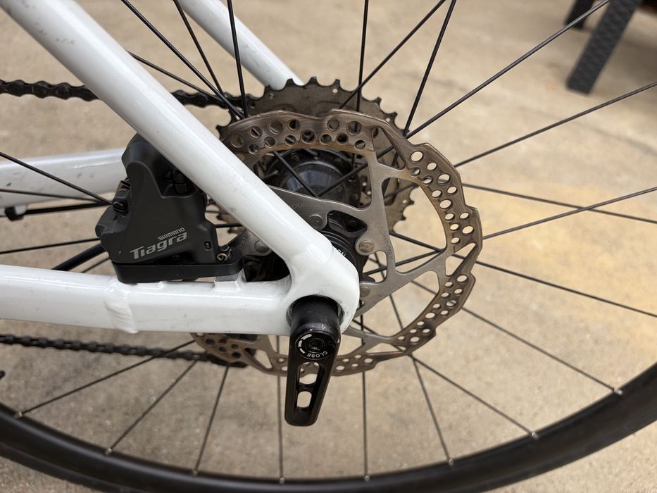 Van Rysel EDR AF Shimano Tiagra (2x10) - Travões disco hidráulico (sem pedais)