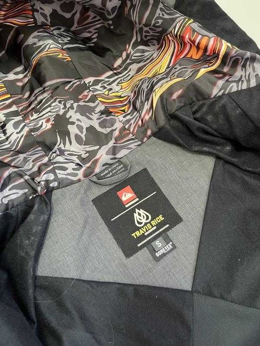 Куртка мембранна Quiksilver Gore-Tex, лижна, якісна