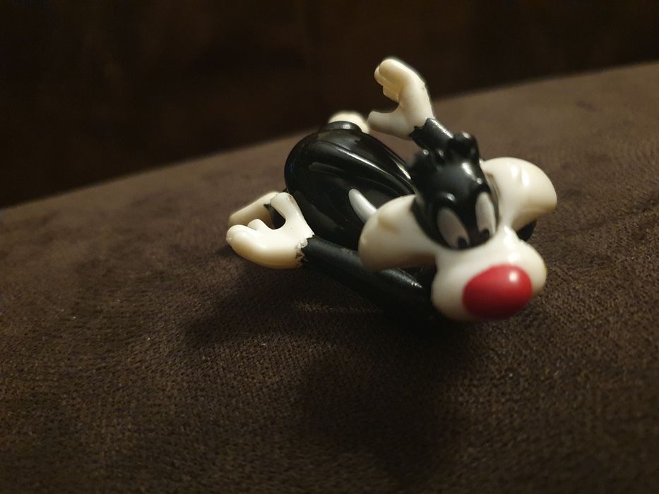 Zabawka figurka kot Sylwester