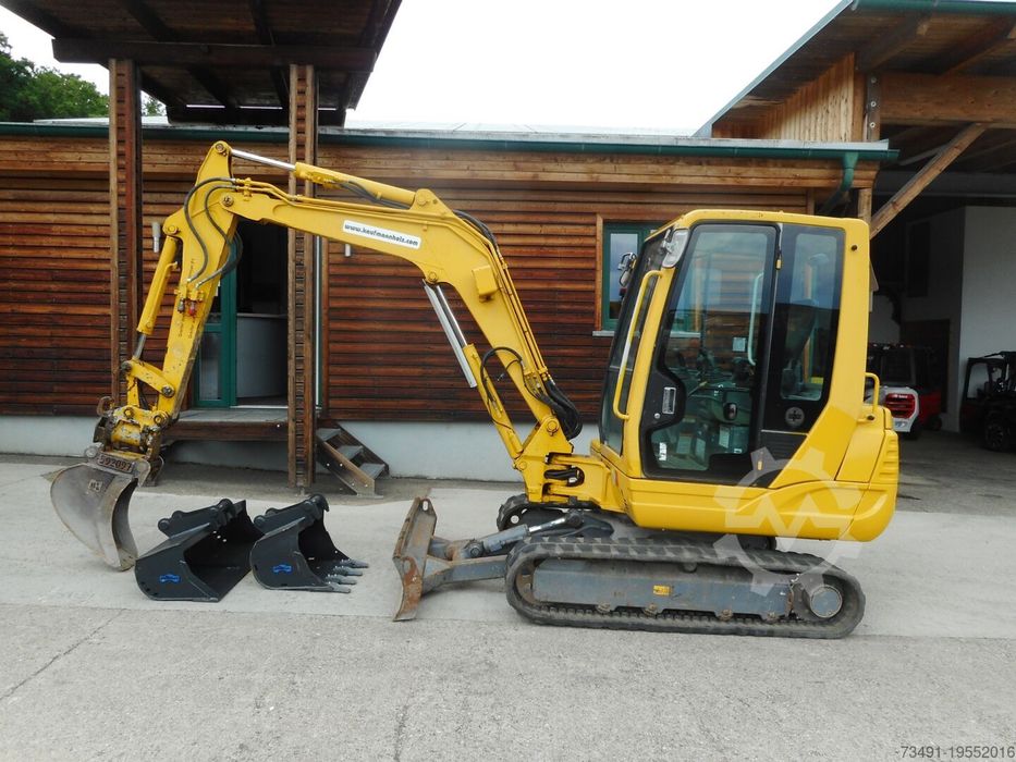 Оренда Міні-Екскаватора з оператором | Ямобур • Гідромолот