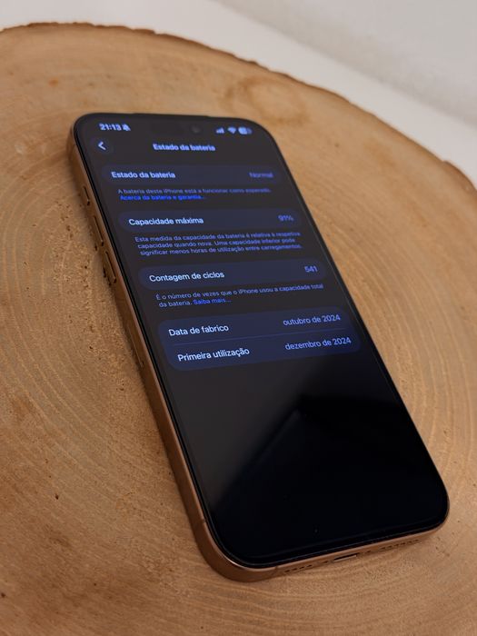 Iphone 16 pro max desert titanium