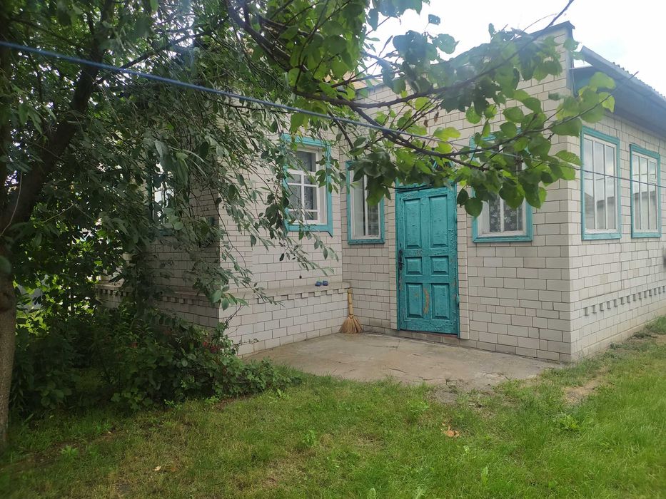 Продаж будинку в селі Талалаївка