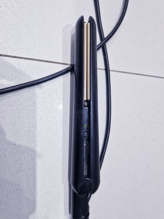 Prostownica do włosów Philips