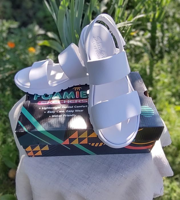 Жіночі босоніжки Skechers