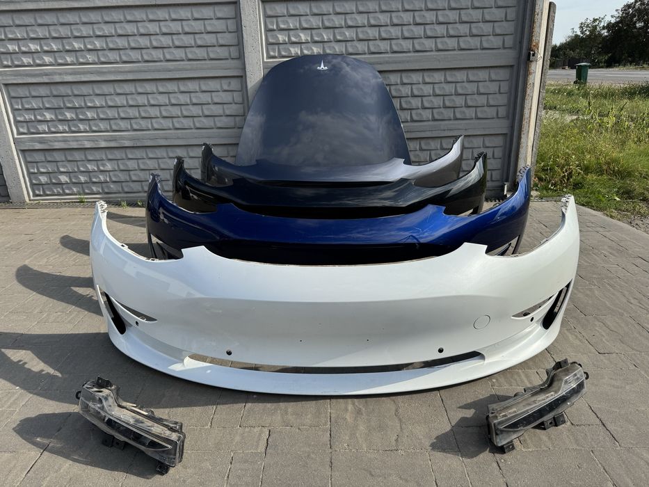 Бампер Тесла 3, Тесла Y, кузовні запчастини