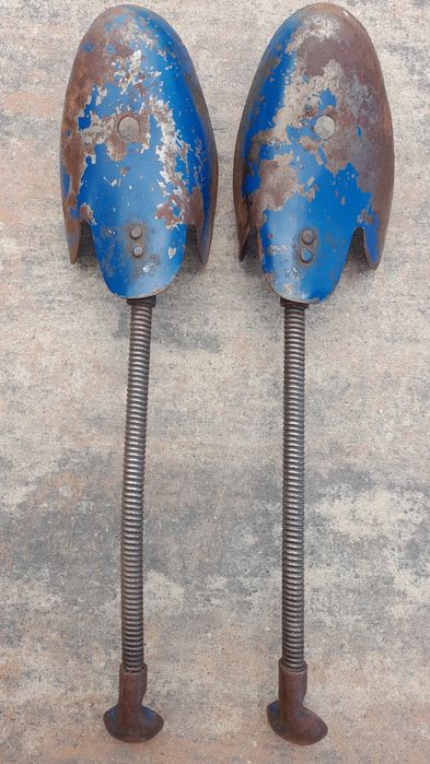 Prawidla do butów metalowe, stare