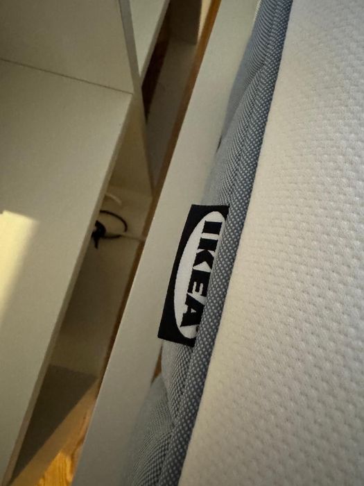 Colchão Vagstranda, comprado no Ikea, usado durante 1 ano, como novo