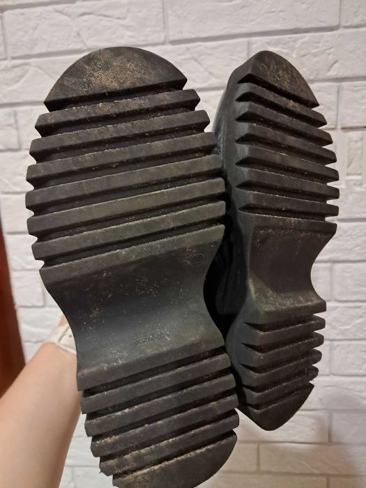 Зимові шкіряні ботинки