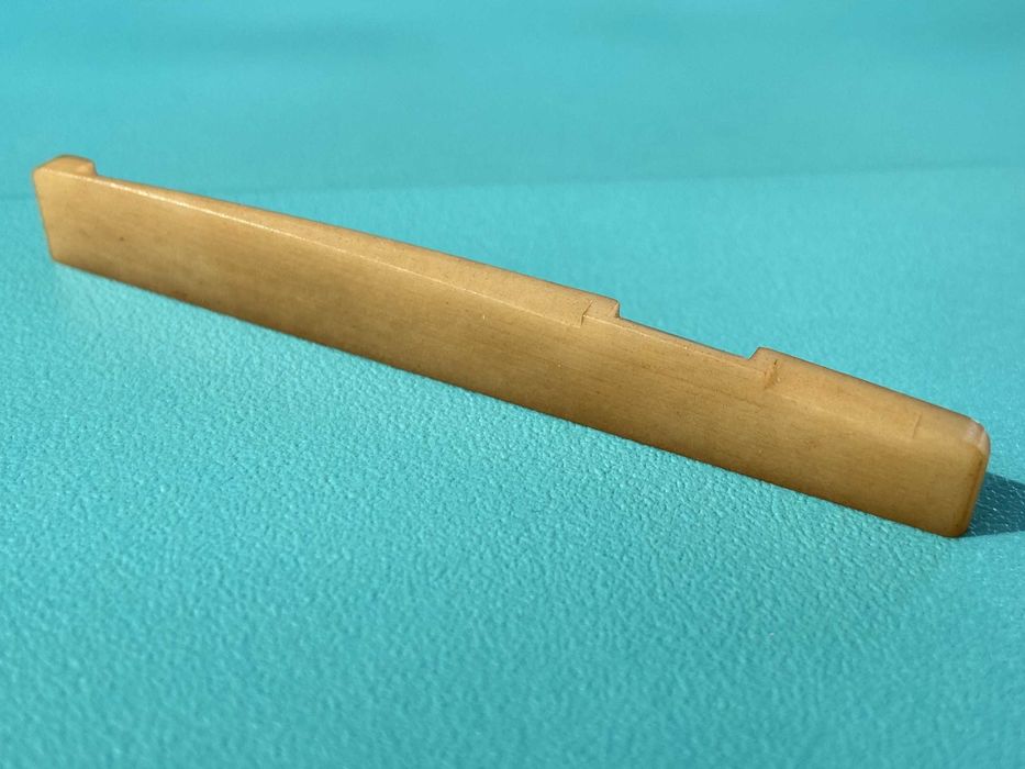 Sela / Rastilho osso camelo guitarra Folk