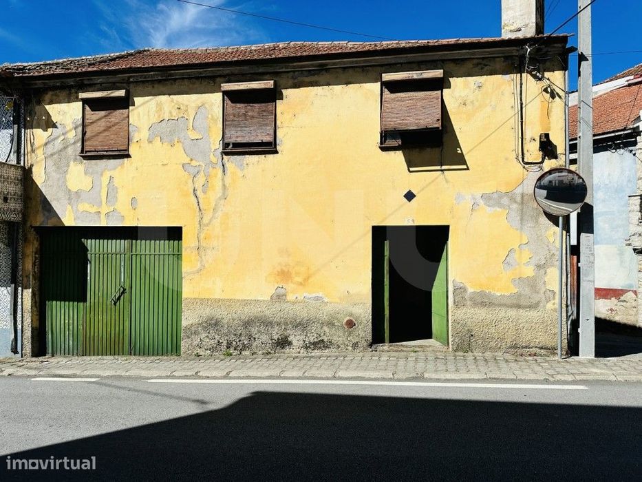 Prédio para reabilitar em Vales do Rio, Covilhã!