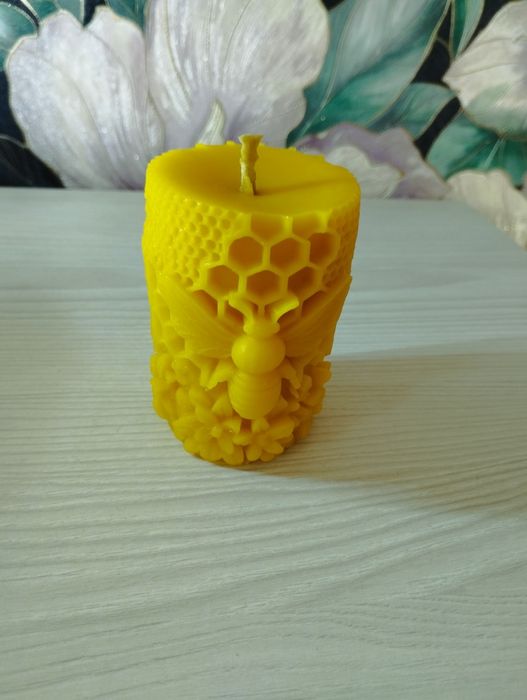 Продам свечи с пчелиного воска