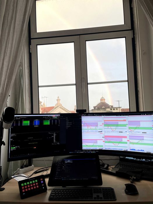 Samsung Odyssey Neo G9 Curved Gaming Monitor S49AG954NP 49 Inch