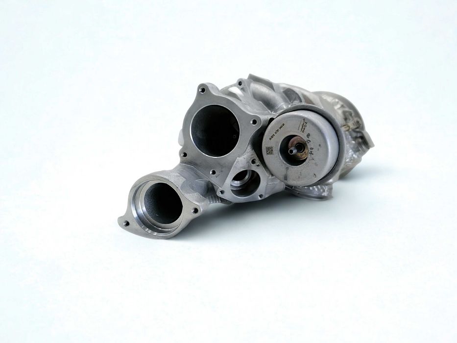 Turbosprężarka Audi RS6 RS7 S8 SQ7 RSQ8 /Porsche/ Bentley /Urus 4.0 -18539700157–