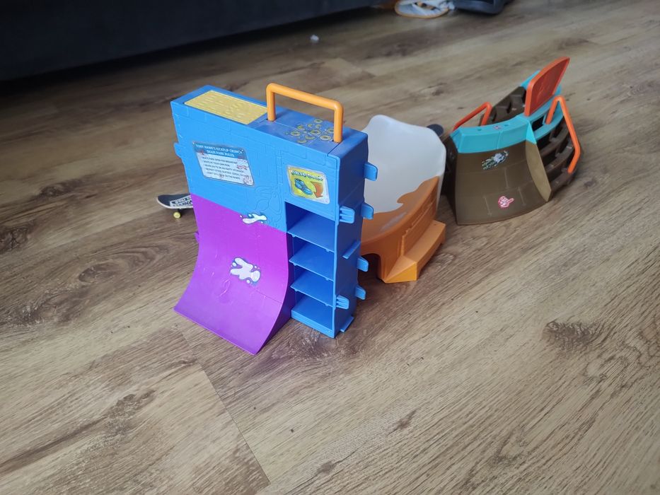 Hot wheels skatepark