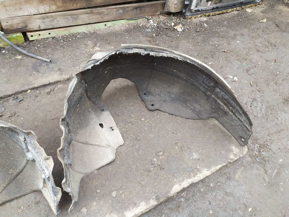 Підкрилок зад Мазда 3 Седан Mazda 3 Bk