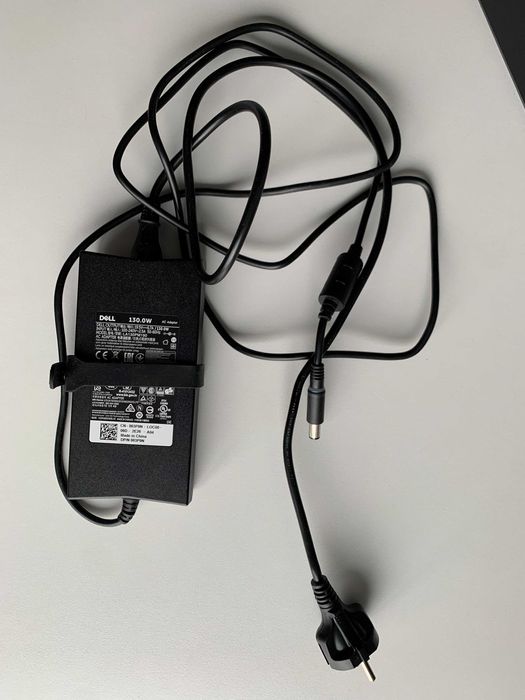 Продам Dell Docking Station WD19