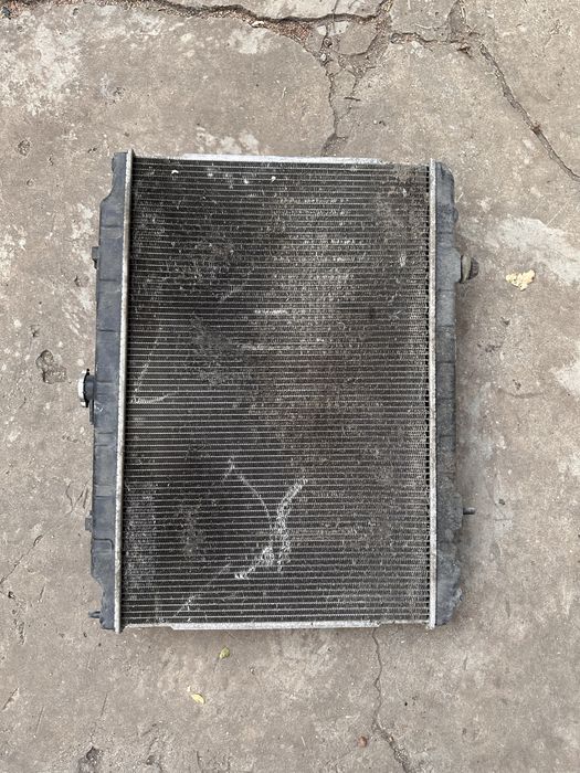 Радіатор охолодження та вентилятори охолодження Nissan X-trail t30