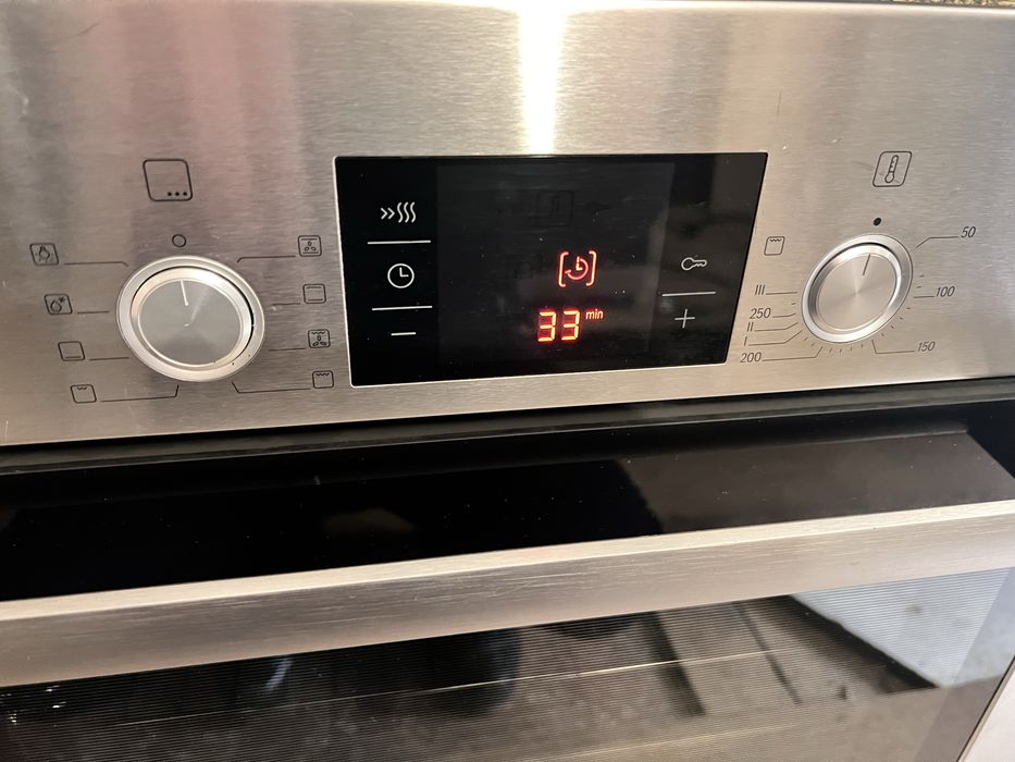 Духовка Bosch (Німеччина)