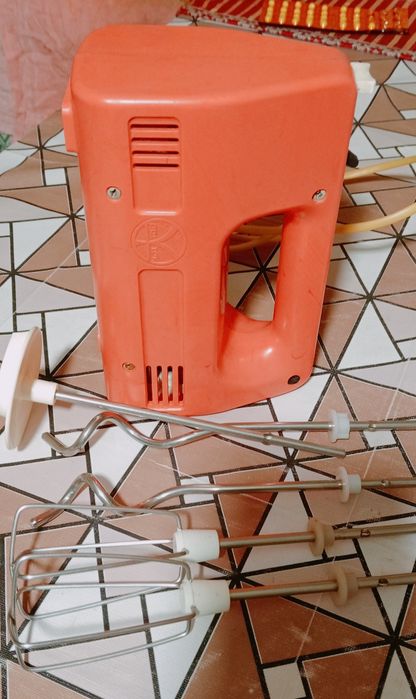 Міксер Росток ...