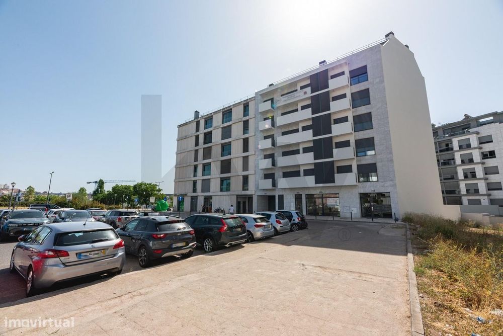 Apartamento T1 para arrendar em rua de Campolide 368, Campolide