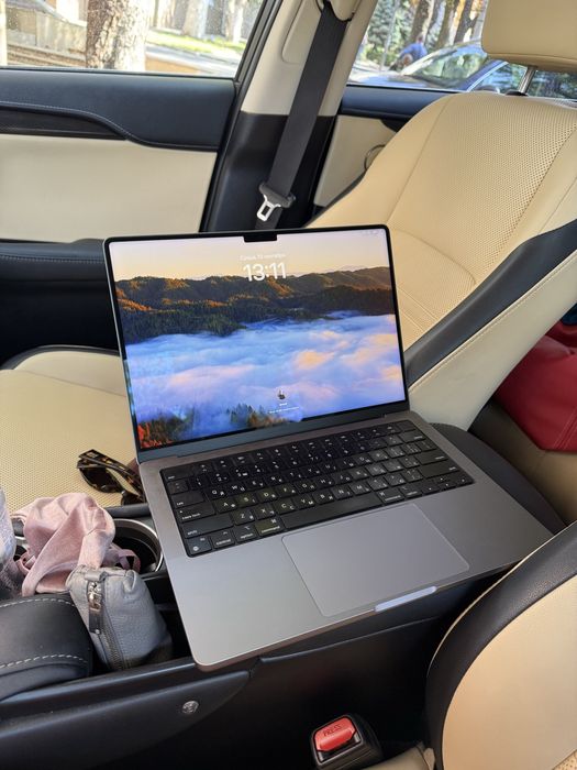 MacBook Pro 14 M2 512GB, 16GB RAM