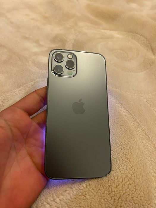 Iphone 12 pro bem estimado