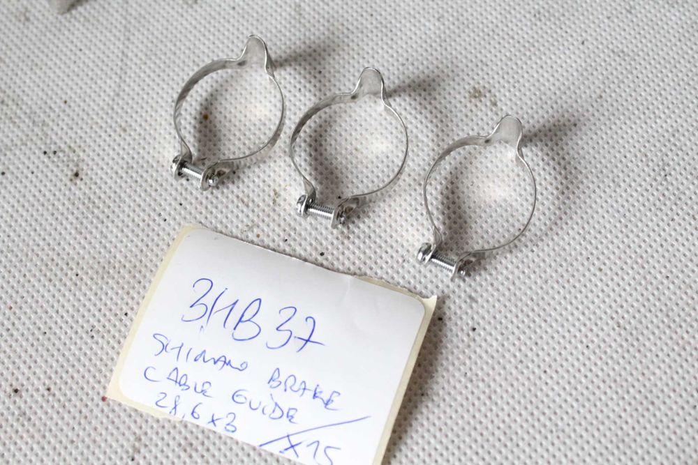 3 obejmy SHIMANO pierścionki pancerza linki hamulca retro 28,6mm 3hb37