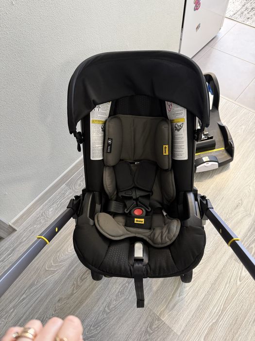 Коляска автокрісло doona