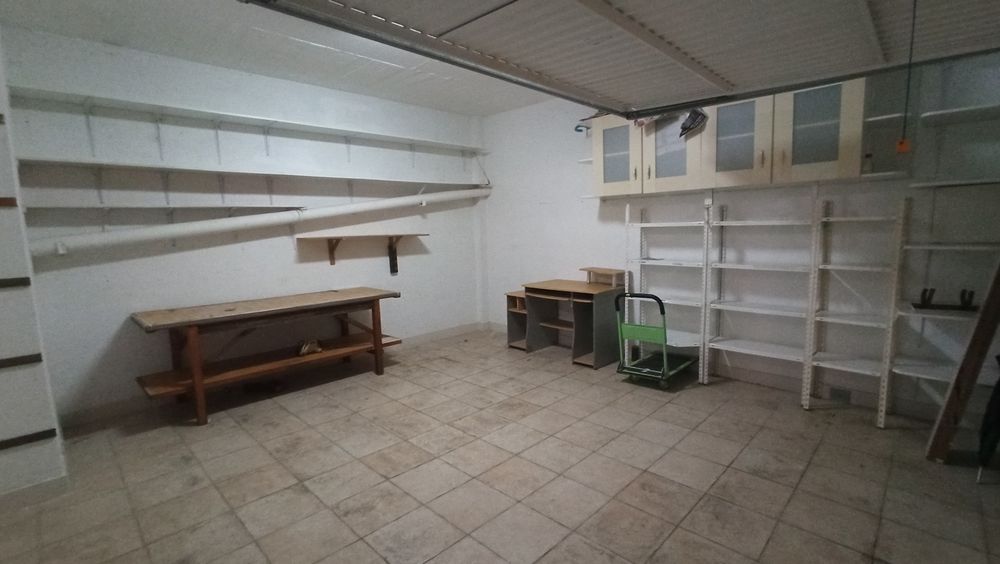 Aluga-se Garagem 23m²