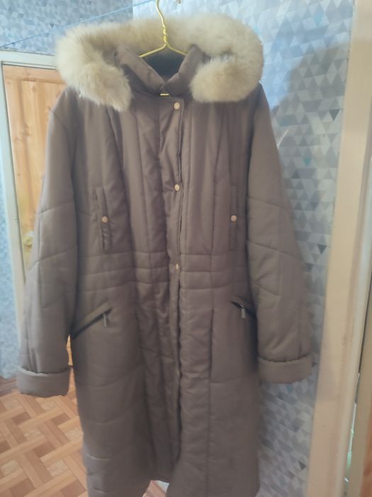 Отдам даром женское пальто