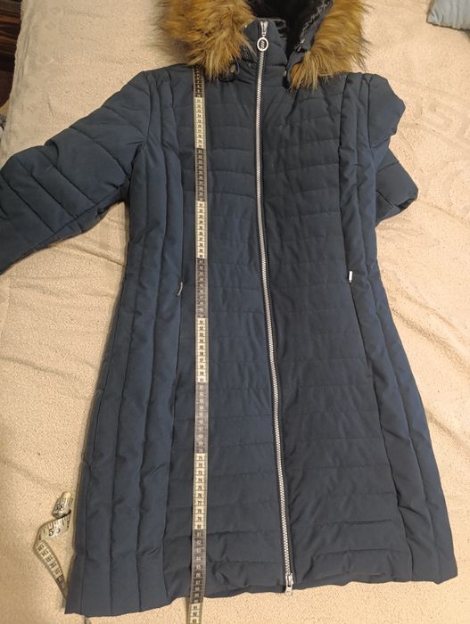 Жіноча зимова куртка