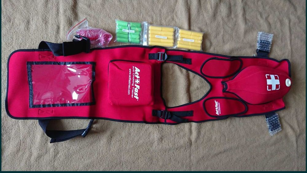 Kamizelka Act Fast do nauki rękoczynu Heimlicha zakrztuszenia zadławie