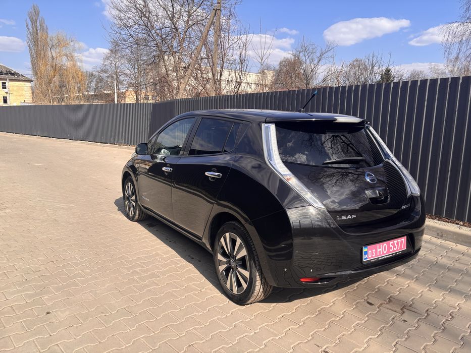 Nissan Leaf Tekhna