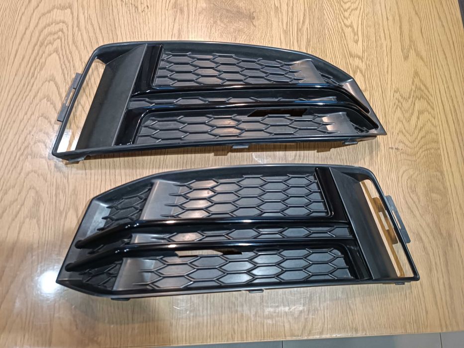 Решітка бампера Ауді А4 Б9 2018