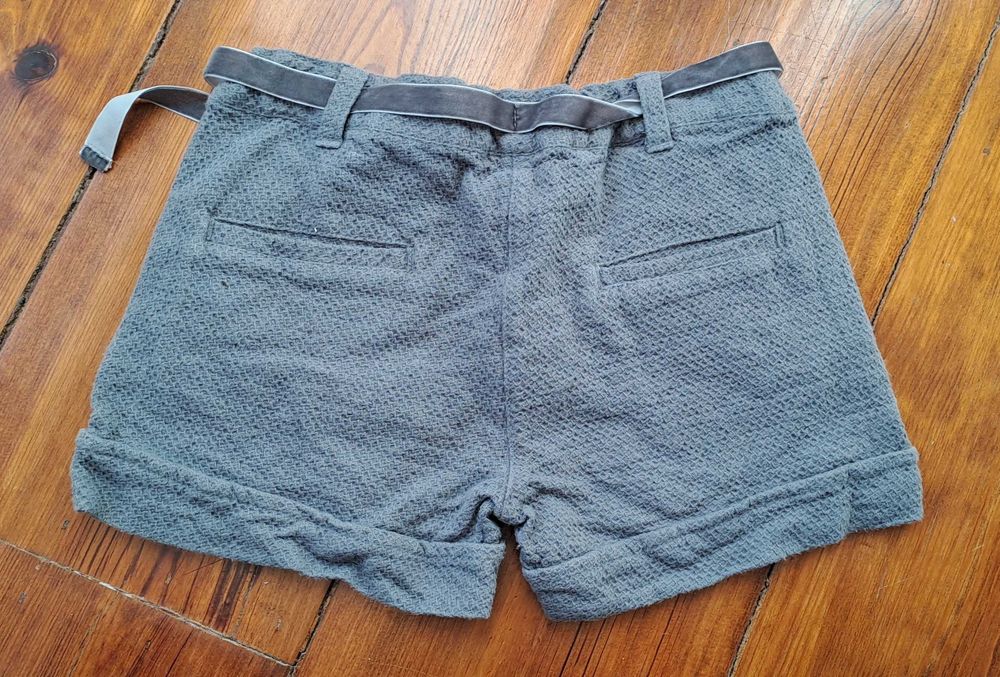 Calções cinzentos 10 anos Losan