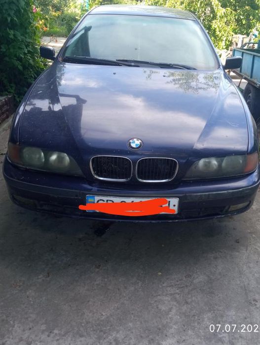 продам автомобіль БМВ