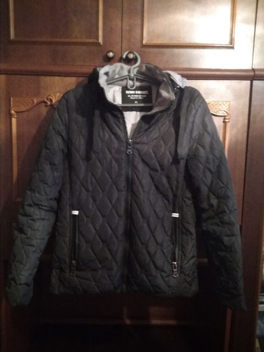 Куртка мужская с капюшоном