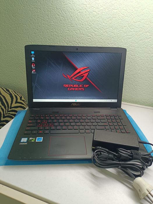 ASUS ROG GL552VW / i5-6300HQ / 8GB RAM / GTX 960M / SSD+1TB / Win11