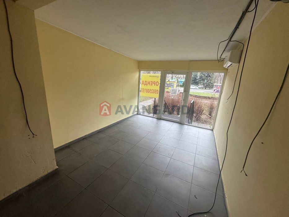 Гагарина (МкДональдс).34м.кв.Пеш.трафик.Первая линия 20400грн