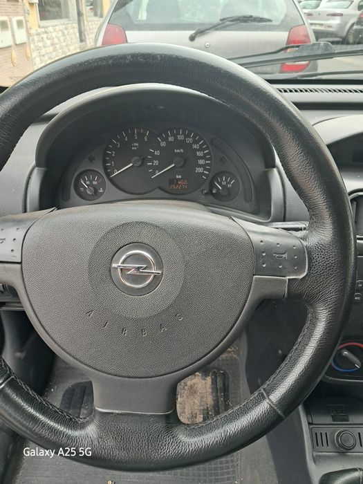 Vende-se uma corsa 2006 1.3