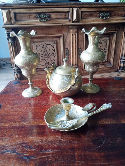 Dekoracyjny zestaw w stylu hinduskim