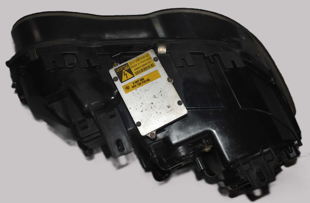 Farol esquerdo xenon Bmw E65
