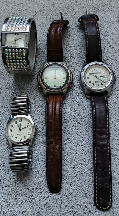 Zestaw starych zegarków