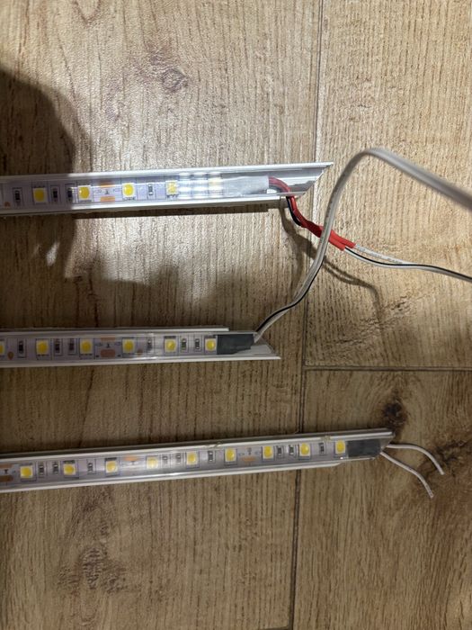 Listwy Led w aluminiowych korytkach