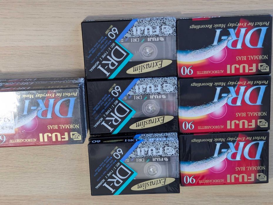Аудио кассеты лот 10шт. FUJI DR-I 60-90 Аудіокасети нові